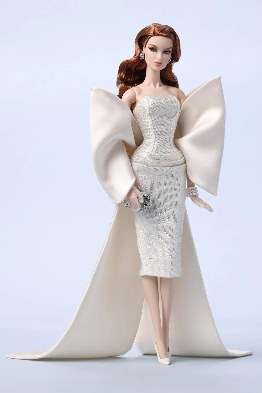 ファッションロイヤリティPOEME D'AMOUR VANESSA PERRIN We know the 4th W Club doll and it is a blast from the past